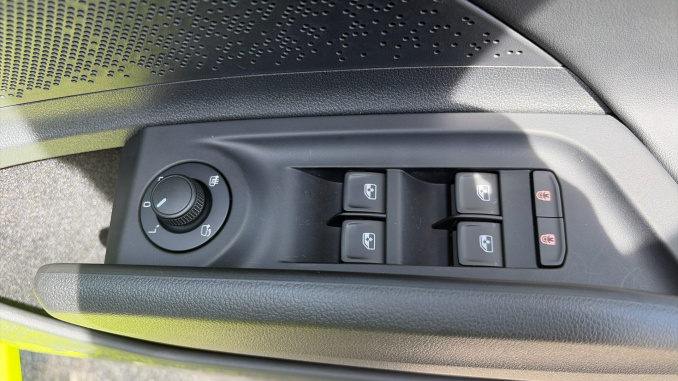 Skoda Enyaq 250kW vRS 82kWh 4x4 5dr Auto Electric Estate - Image 19
